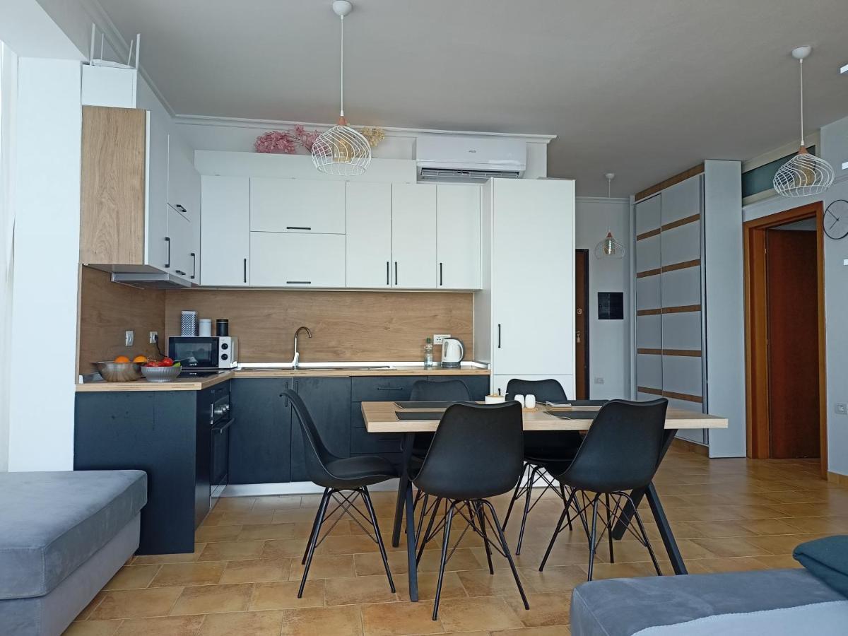 Apartmán Dagmar Durrës Exterior foto